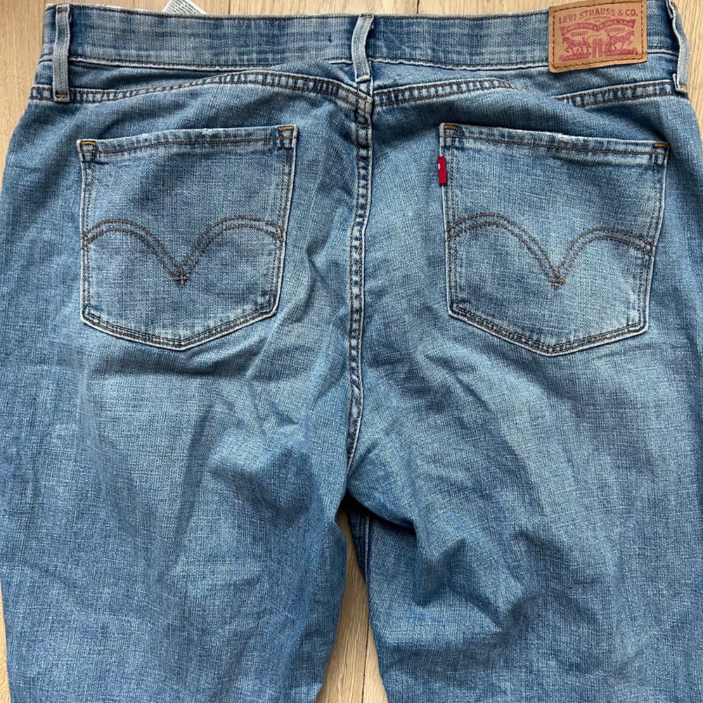 Levi's 525 Perfect Waist Straight Jeans Women's 16 Blue Medium Wash Denim Mature - Picture 4 of 10